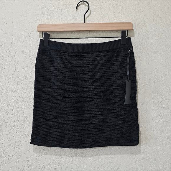 NWT h:ours Paeton Crochet Mini Skirt in Black - Picture 4 of 8